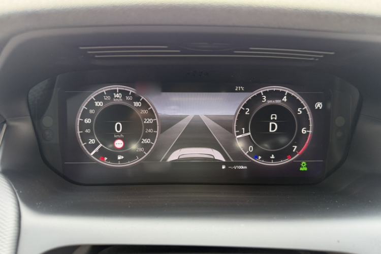 Used Land Rover Discovery Sport 2020 249 PS R-Dynamic Performance Edition Instrument Cluster