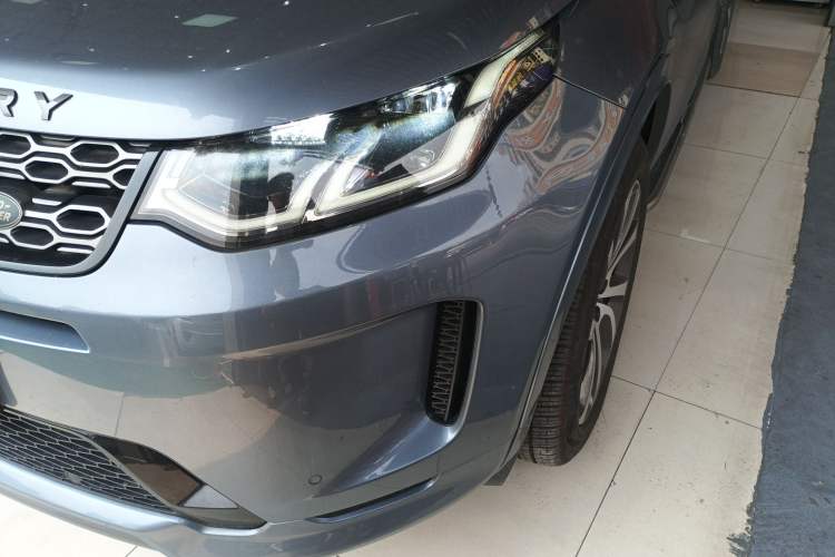 Used Land Rover Discovery Sport 2020 249 PS R-Dynamic Performance Edition Left Front Headlight