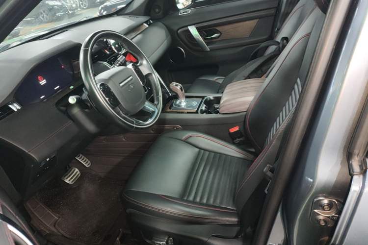 Used Land Rover Discovery Sport 2020 249 PS R-Dynamic Performance Edition Left Front Seat