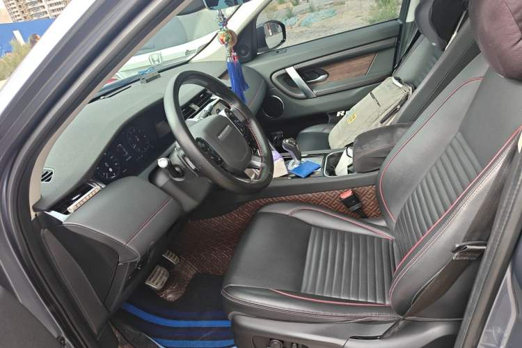 Used Land Rover Discovery Sport 2020 249 PS R-Dynamic Performance Edition Left Front Seat