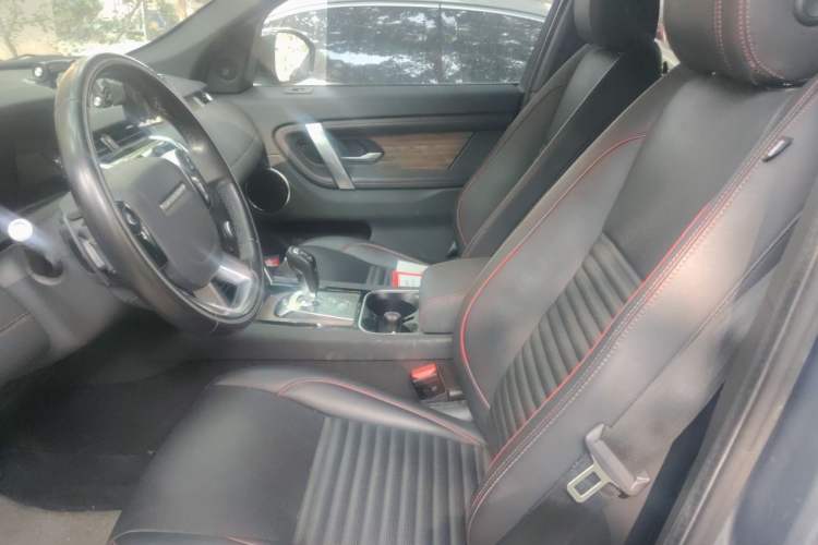 Used Land Rover Discovery Sport 2020 249 PS R-Dynamic Performance Edition Left Front Seat