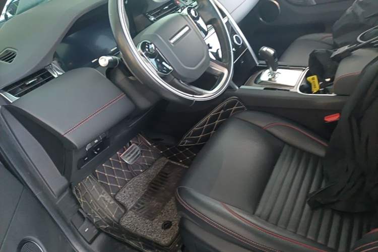 Used Land Rover Discovery Sport 2020 249 PS R-Dynamic Performance Edition Left Front Seat