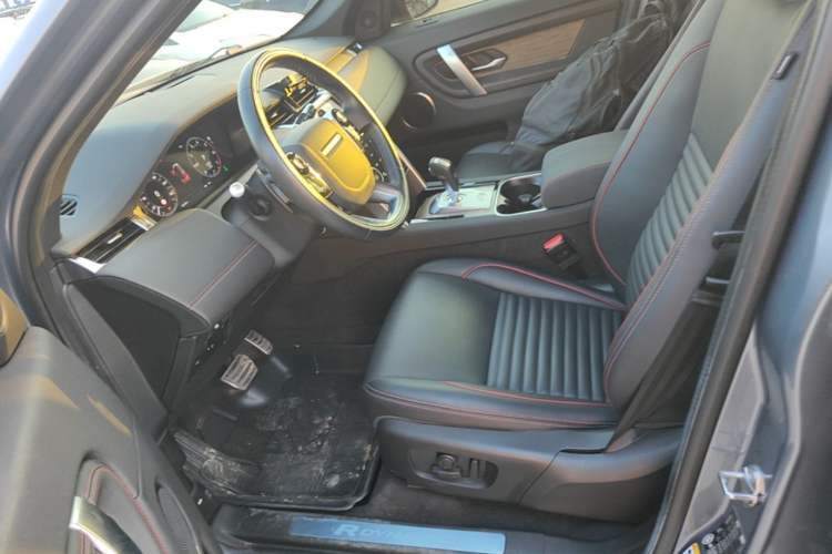 Used Land Rover Discovery Sport 2020 249 PS R-Dynamic Performance Tech Edition 7 Seats Left Front Seat