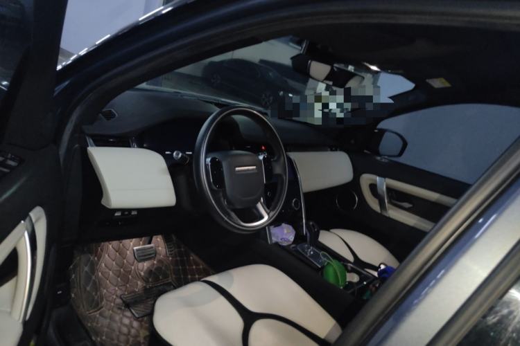 Used Land Rover Discovery Sport 2020 249 PS R-Dynamic Performance Edition Left Front Seat