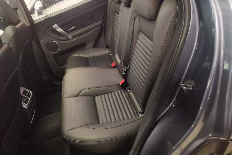 Used Land Rover Discovery Sport 2020 200 PS Family Edition Left Rear Seat