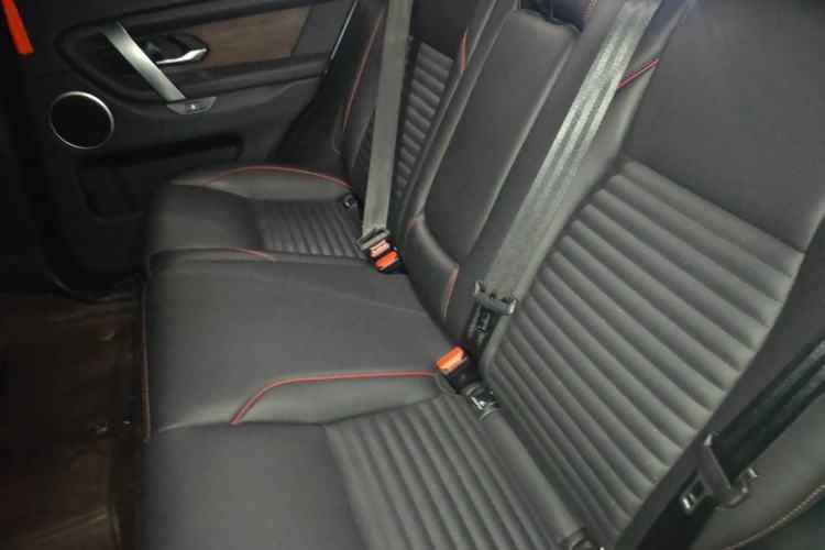 Used Land Rover Discovery Sport 2020 249 PS R-Dynamic Performance Tech Edition 5 Seats Left Rear Seat