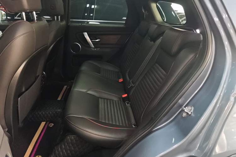 Used Land Rover Discovery Sport 2020 249 PS R-Dynamic Performance Edition Left Rear Seat