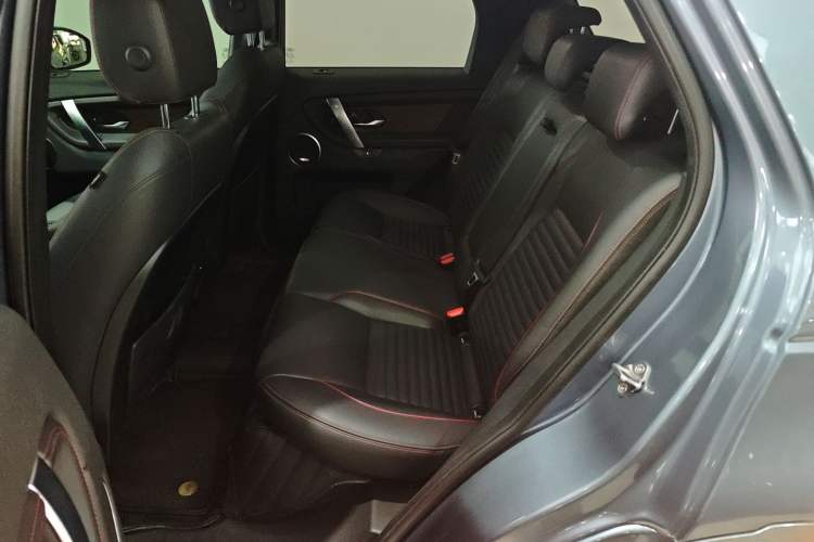 Used Land Rover Discovery Sport 2020 249 PS R-Dynamic Performance Tech Edition 5 Seats Left Rear Seat