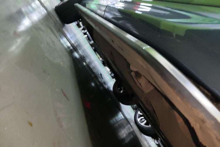 Used Land Rover Discovery Sport 2020 249 PS R-Dynamic Performance Edition Left Side Sill