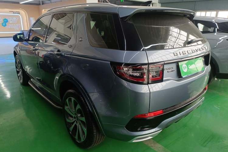 Used Land Rover Discovery Sport 2020 249 PS R-Dynamic Performance Edition Rear Left 45 Deg