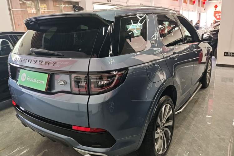 Used Land Rover Discovery Sport 2020 249 PS R-Dynamic Performance Edition Rear Right 45 Deg