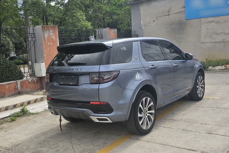 Used Land Rover Discovery Sport 2020 249 PS R-Dynamic Performance Edition Rear Right 45 Deg