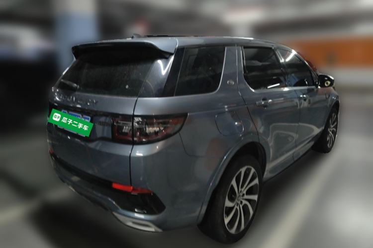 Used Land Rover Discovery Sport 2020 249 PS R-Dynamic Performance Edition Rear Right 45 Deg