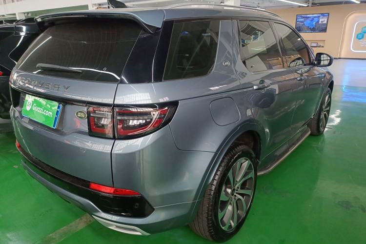 Used Land Rover Discovery Sport 2020 249 PS R-Dynamic Performance Edition Rear Right 45 Deg