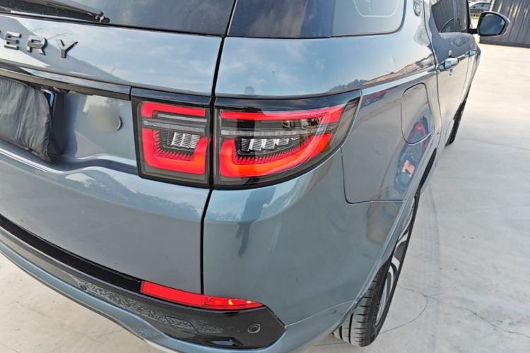 Used Land Rover Discovery Sport 2020 249 PS R-Dynamic Performance Edition Right Rear Taillight