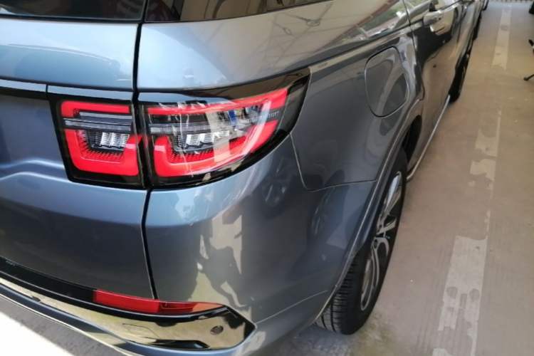 Used Land Rover Discovery Sport 2020 249 PS R-Dynamic Performance Edition Right Rear Taillight