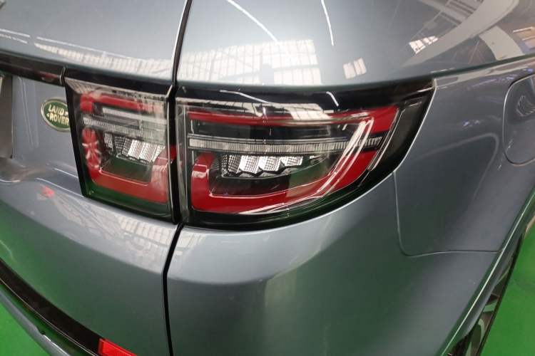 Used Land Rover Discovery Sport 2020 249 PS R-Dynamic Performance Edition Right Rear Taillight
