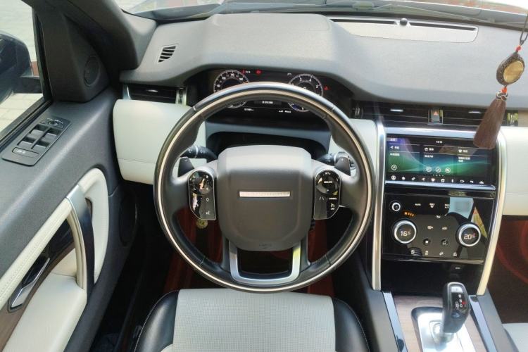 Used Land Rover Discovery Sport 2020 249 PS R-Dynamic Performance Edition Steering Wheel