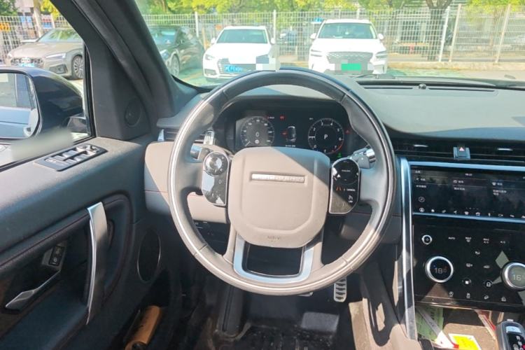 Used Land Rover Discovery Sport 2020 249 PS R-Dynamic Performance Edition Steering Wheel