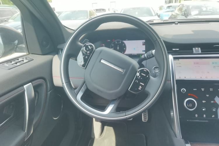 Used Land Rover Discovery Sport 2020 249 PS R-Dynamic Performance Tech Edition 5 Seats Steering Wheel