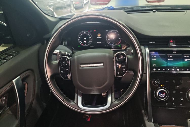 Used Land Rover Discovery Sport 2020 249 PS R-Dynamic Performance Tech Edition 5 Seats Steering Wheel