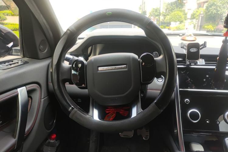Used Land Rover Discovery Sport 2020 249 PS R-Dynamic Performance Edition Steering Wheel