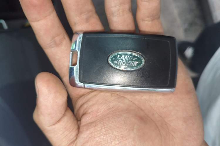 Used Land Rover Discovery Sport 2020 249 PS R-Dynamic Performance Edition Vehicle Key