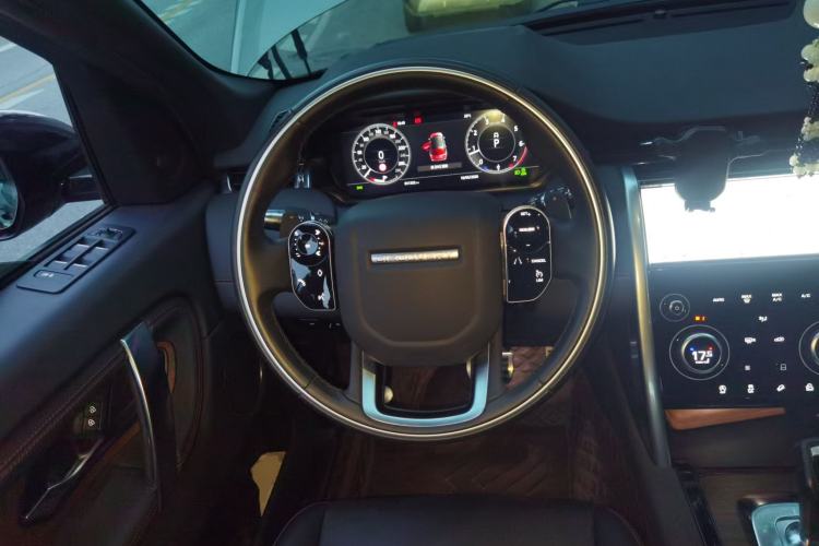 Used Land Rover Discovery Sport 2020 249 PS R-Dynamic Performance Edition Steering Wheel