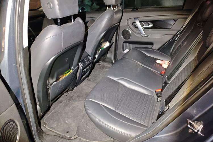 Used Land Rover Discovery Sport 2020 200 PS Family Edition Left Rear Seat
