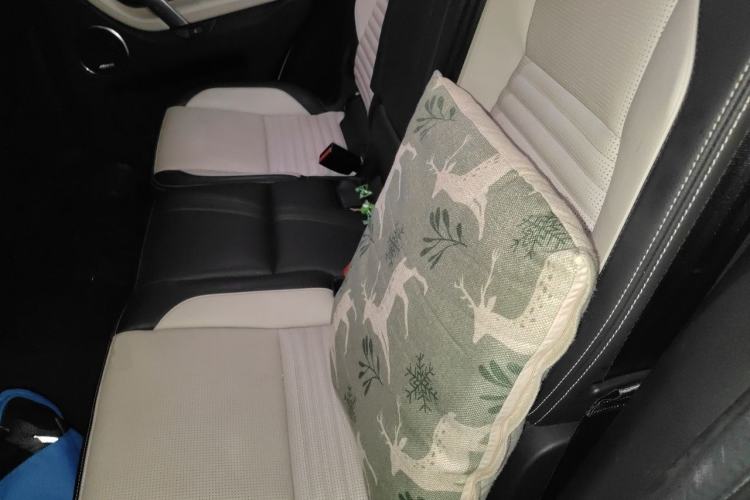 Used Land Rover Discovery Sport 2020 249 PS R-Dynamic Performance Tech Edition 7 Seats Left Rear Seat