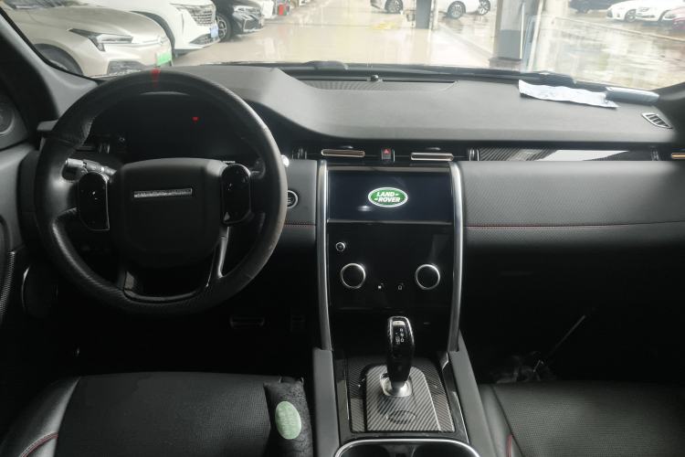 Used Land Rover Discovery Sport 2020 249 PS R-Dynamic Performance Edition Center Console