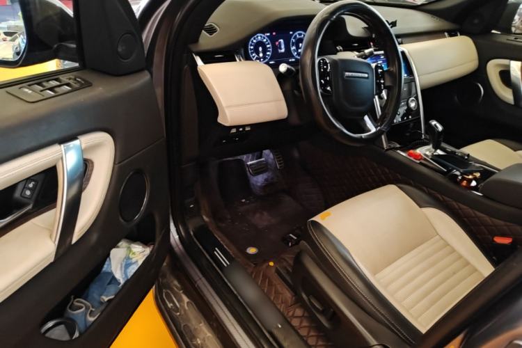Used Land Rover Discovery Sport 2020 249 PS R-Dynamic Performance Edition Driver Seat