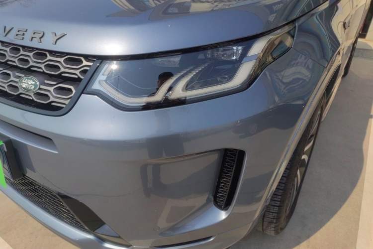 Used Land Rover Discovery Sport 2020 249 PS R-Dynamic Luxury Custom Edition Left Front Headlight