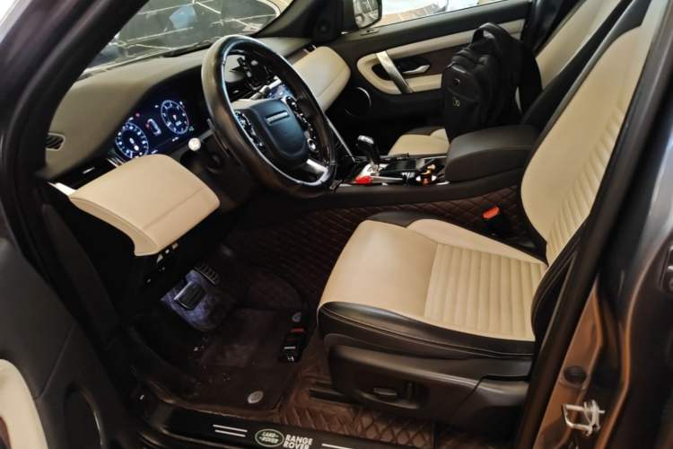 Used Land Rover Discovery Sport 2020 249 PS R-Dynamic Performance Edition Left Front Seat