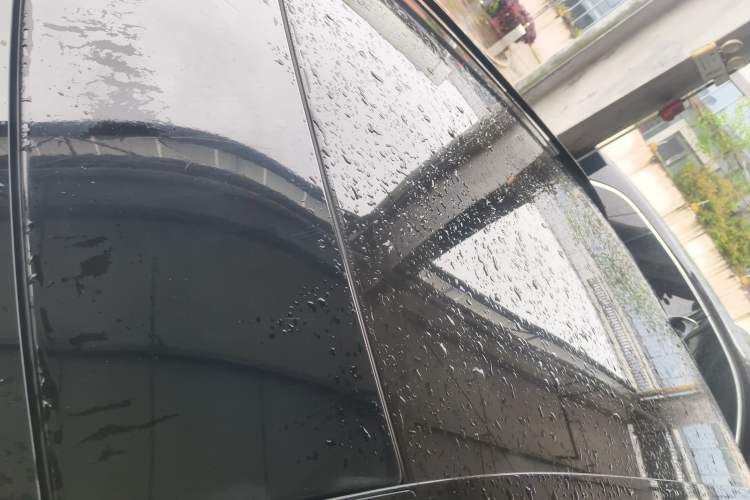 Used Land Rover Discovery Sport 2020 249 PS R-Dynamic Performance Edition Roof