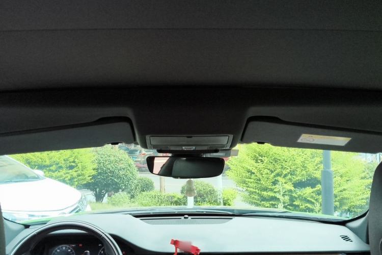 Used Land Rover Discovery Sport 2020 249 PS R-Dynamic Performance Edition Headliner