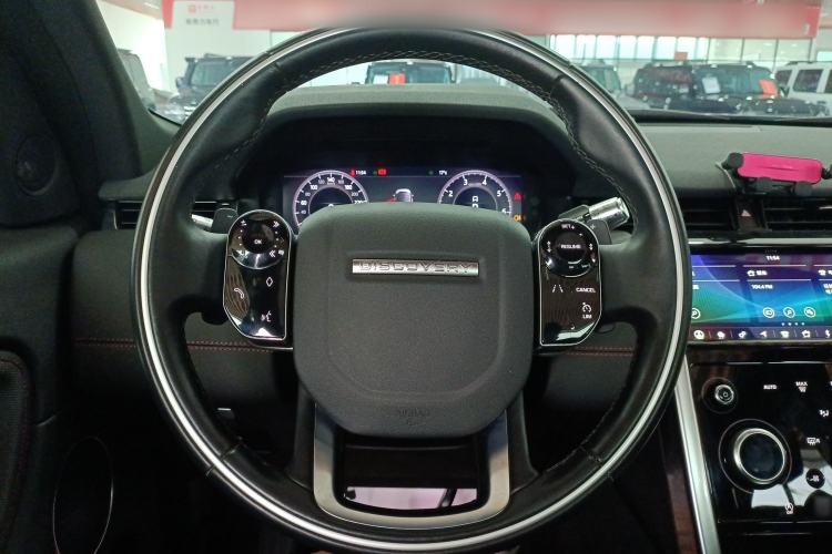 Used Land Rover Discovery Sport 2020 249 PS R-Dynamic Performance Tech Edition 7 Seats Steering Wheel