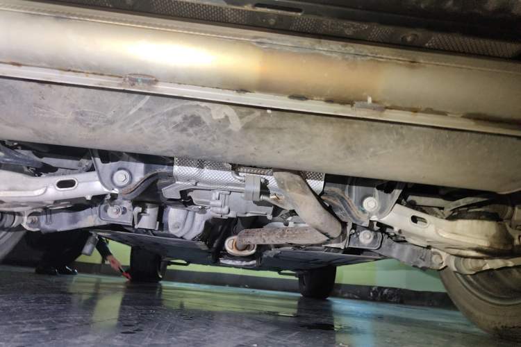 Used Land Rover Discovery Sport 2020 249 PS R-Dynamic Performance Edition Chassis Rear