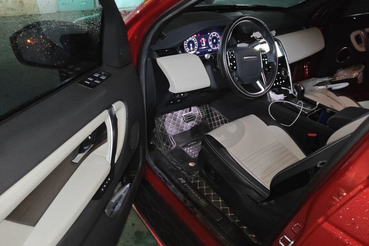Used Land Rover Discovery Sport 2020 249 PS R-Dynamic Performance Tech Edition 7 Seats Driver Seat