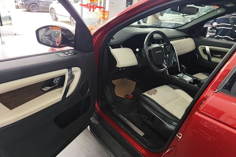 Used Land Rover Discovery Sport 2020 249 PS R-Dynamic Performance Edition Driver Seat