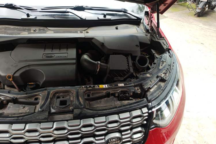 Used Land Rover Discovery Sport 2020 249 PS R-Dynamic Performance Tech Edition 5 Seats Engine Bay Left