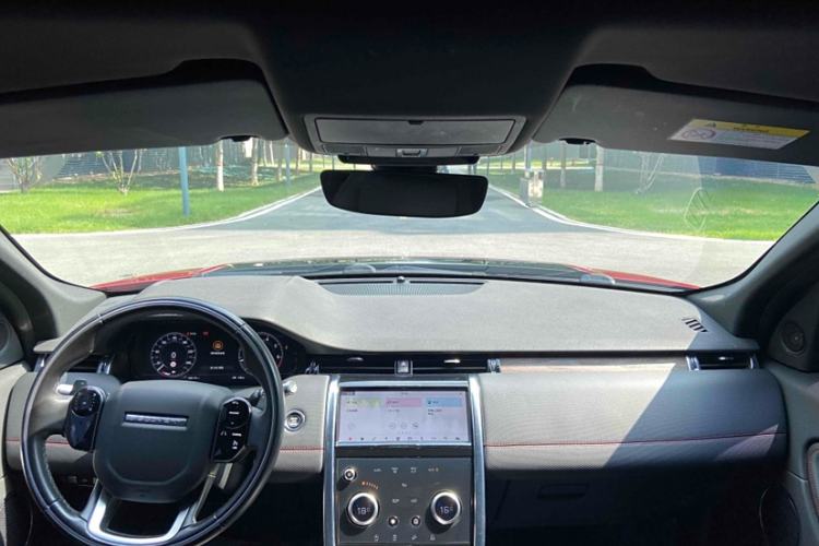 Used Land Rover Discovery Sport 2020 249 PS R-Dynamic Performance Edition Interior 1