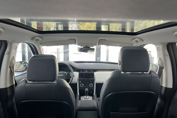 Used Land Rover Discovery Sport 2020 249 PS R-Dynamic Performance Tech Edition 7 Seats Interior 5
