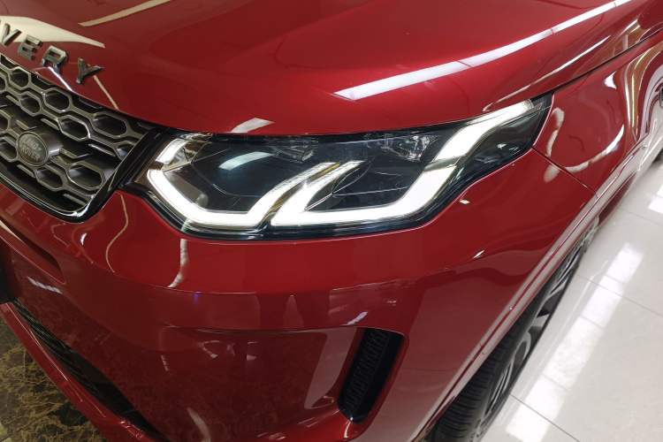 Used Land Rover Discovery Sport 2020 249 PS R-Dynamic Performance Edition Left Front Headlight