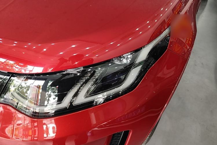 Used Land Rover Discovery Sport 2020 249 PS R-Dynamic Performance Edition Left Front Headlight