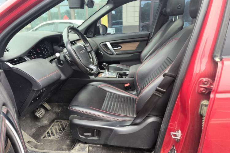 Used Land Rover Discovery Sport 2020 249 PS R-Dynamic Performance Edition Left Front Seat