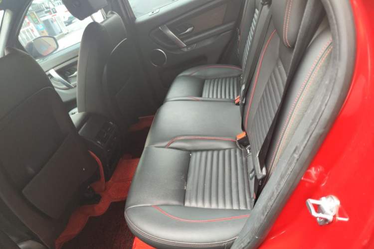 Used Land Rover Discovery Sport 2020 249 PS R-Dynamic Performance Edition Left Rear Seat