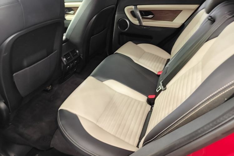 Used Land Rover Discovery Sport 2020 249 PS R-Dynamic Performance Edition Left Rear Seat