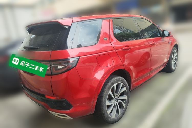 Used Land Rover Discovery Sport 2020 249 PS R-Dynamic Performance Edition Rear Right 45 Deg