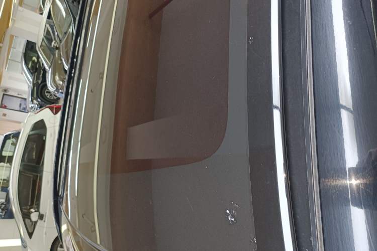 Used Land Rover Discovery Sport 2020 249 PS R-Dynamic Performance Edition Roof